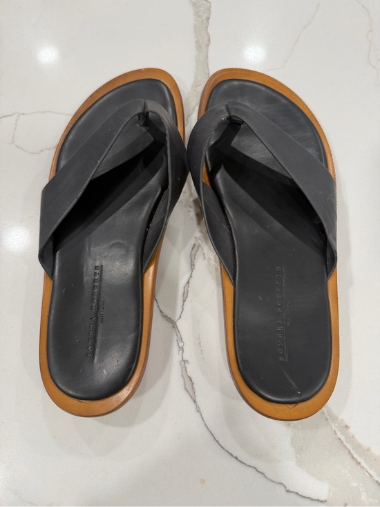 Sondra Roberts Shoes - Sondra Roberts New York Black Leather Cross-Strap Platform Thong Sandals Size 40